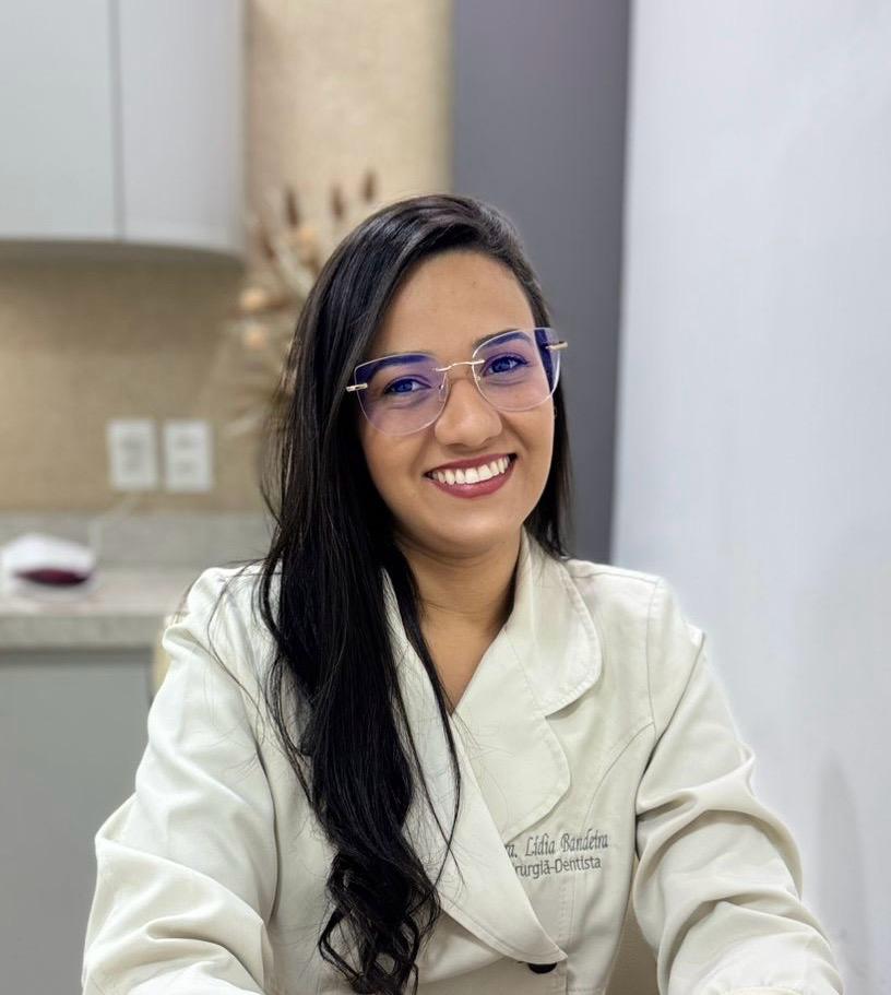 Dra. Lídia Alves